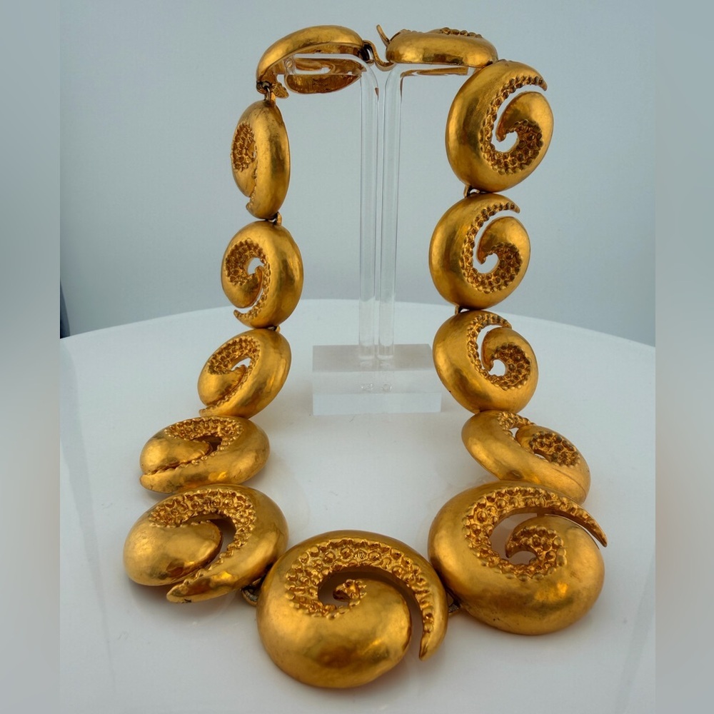 Les Bernard VO (vogue) spiral chocker - Picture 4 of 17